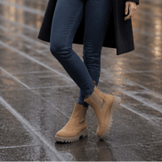 Wide-Fit Chelsea Boots with Stretch Side Panels for Women