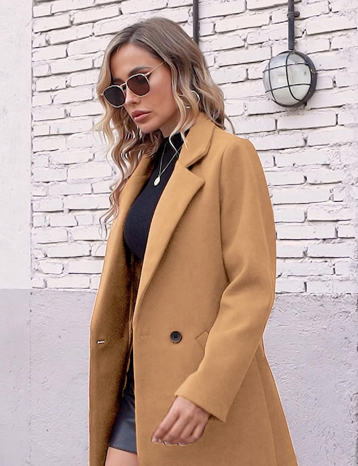 Women's Notch Lapel Double-Breasted Long Wool Winter Coat with Side Pockets