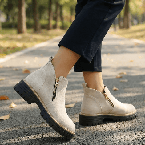 Women's Suede Chelsea Ankle Winter Boots with Chunky Heel