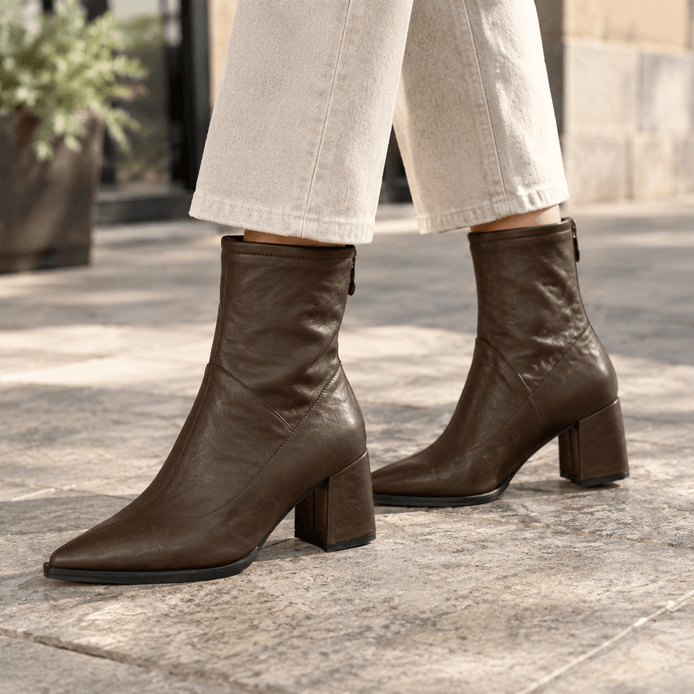 Aldobrandi Pointed-Toe Faux Leather Women's Ankle Boots with Block Heel and Rear Zip