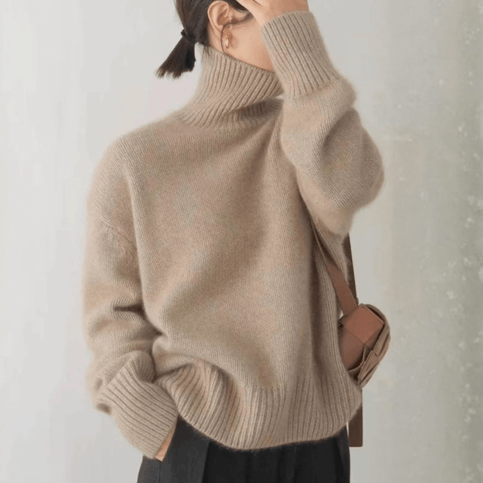Marais Women's Cashmere Turtleneck Knitted Jumper with Ribbed Cuffs