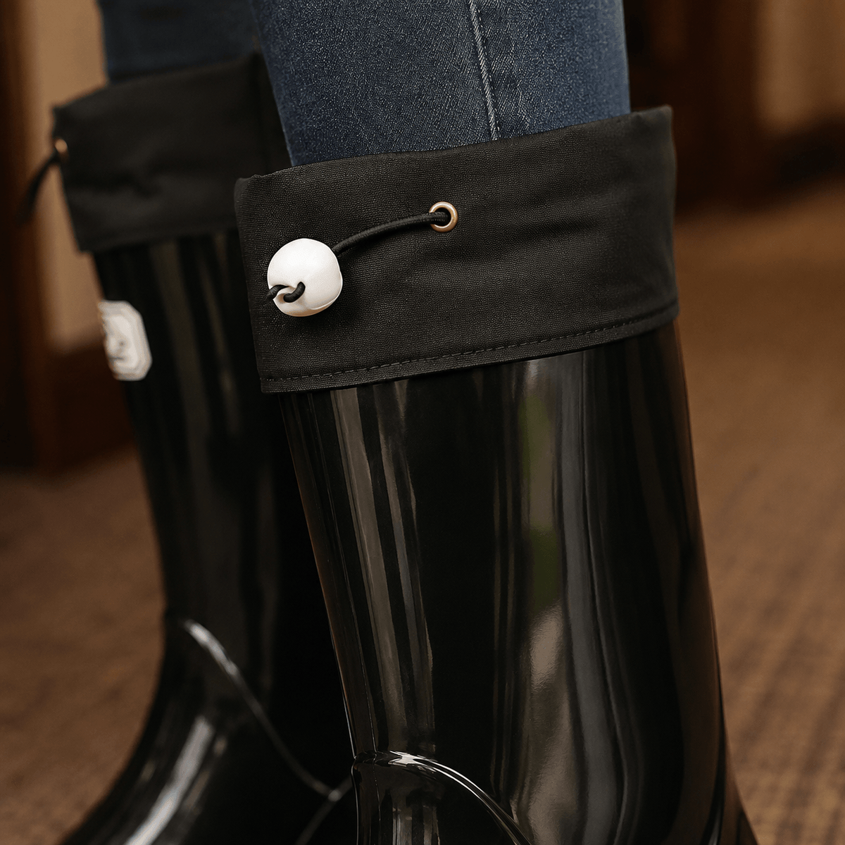 Women's Knee-High Glossy Rubber Wellies with Drawstring Cuff