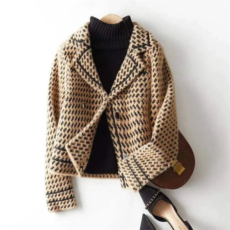 Valencia Weatherproof Houndstooth Blazer in Wool-Cashmere Blend