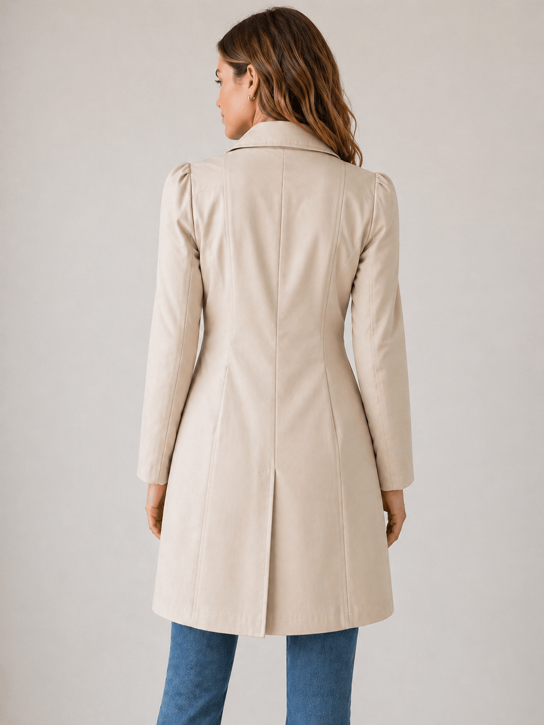 Women's Tailored Buttoned Trench Coat with Fitted Waist