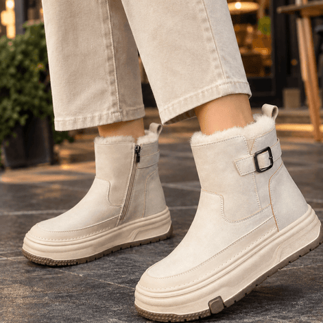 Imola-Milano Women's Plush-Lined Leather Platform Winter Boots with Buckle Strap