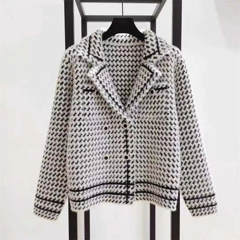Valencia Weatherproof Houndstooth Blazer in Wool-Cashmere Blend