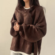 Women's Oversized Round Neck Knitted Jumper with Long Sleeves