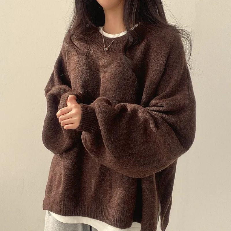 Women's Oversized Round Neck Knitted Jumper with Long Sleeves