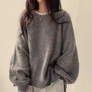 Women's Oversized Round Neck Knitted Jumper with Long Sleeves