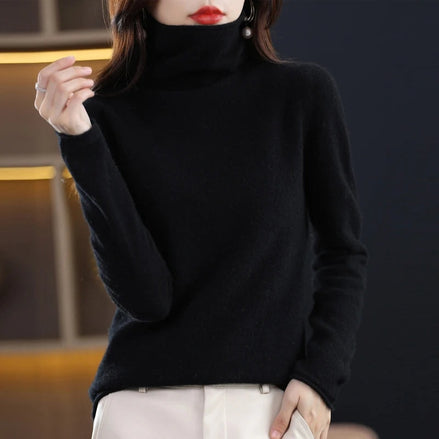 Women's Wool Turtleneck Knitted Jumper with Ribbed Cuffs