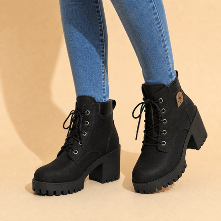 Chunky Platform Lace-Up Combat Boots for Women in Winter